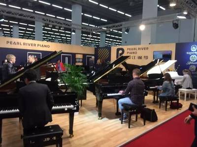 珠江钢琴 从中国制造到世界共鸣的追梦之旅——记法兰克福国际乐器展览会上的“卓越之星”
